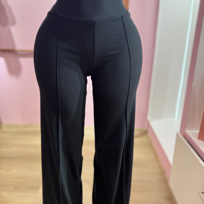Pantalón flaré